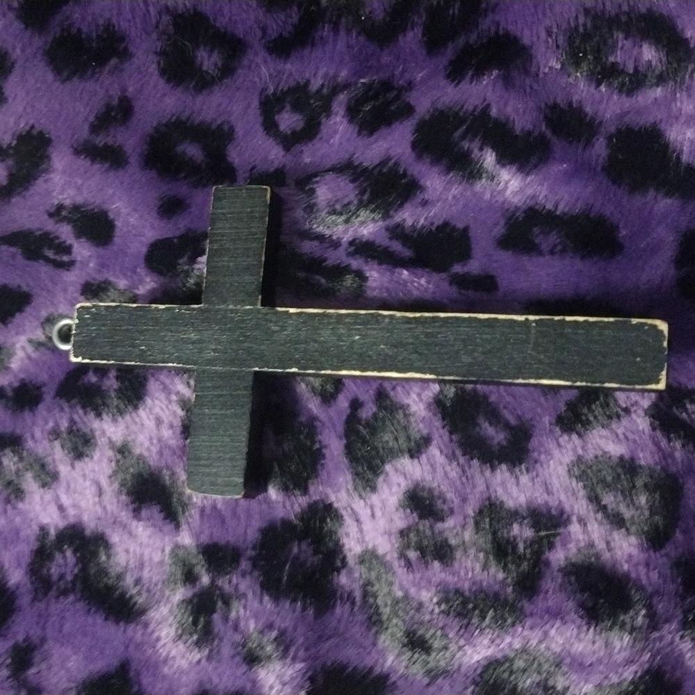 Cross lot - Picture 3 of 6